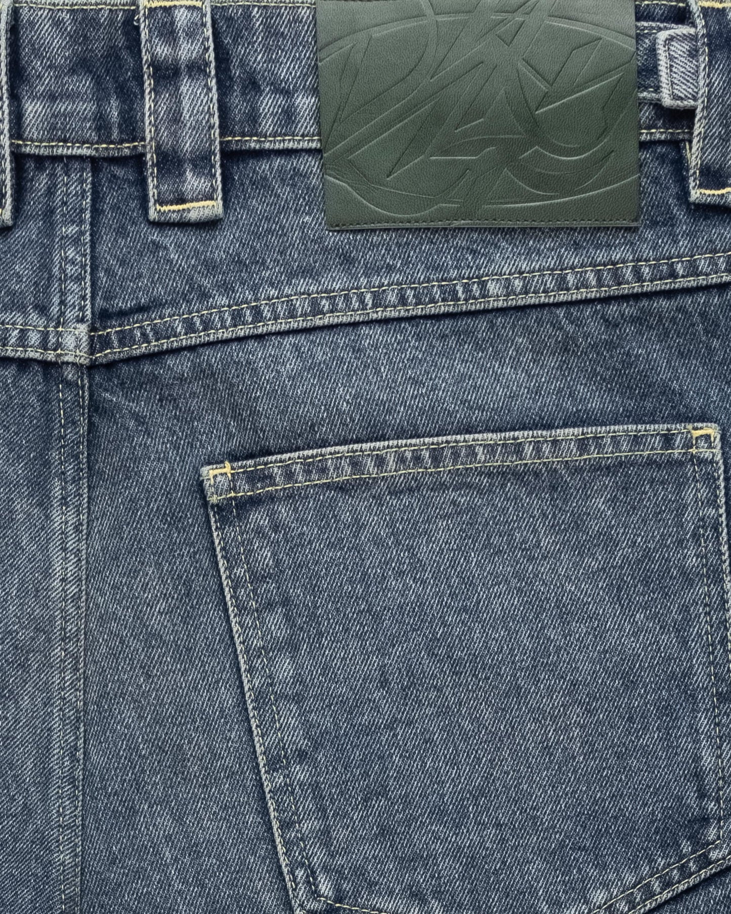 EMBOSSED SCRIPT LOGO DENIM BLUE