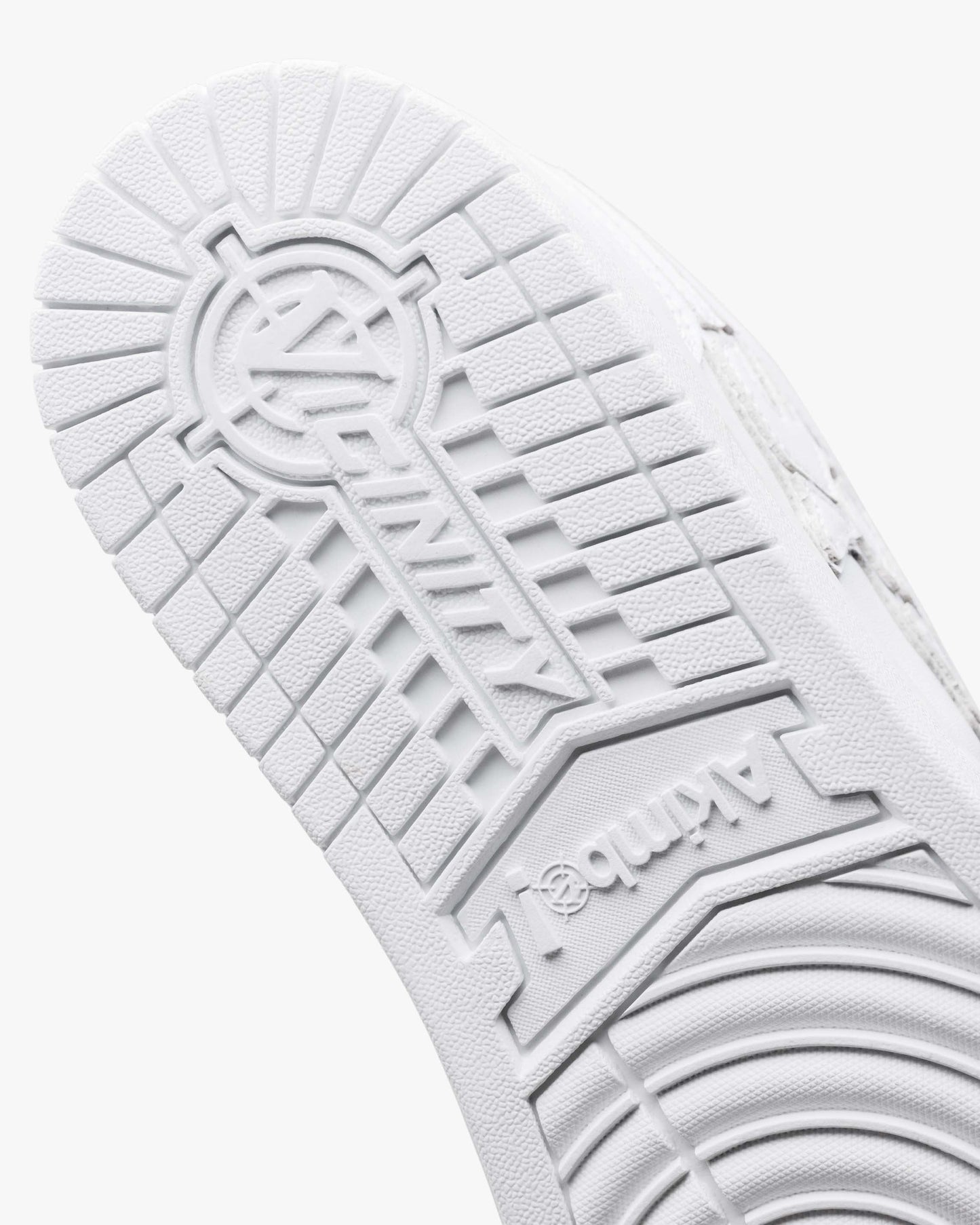 AKIMBO LOWS "TRIPLE WHITE"