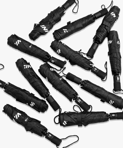 V-LOGO UMBRELLA BLACK