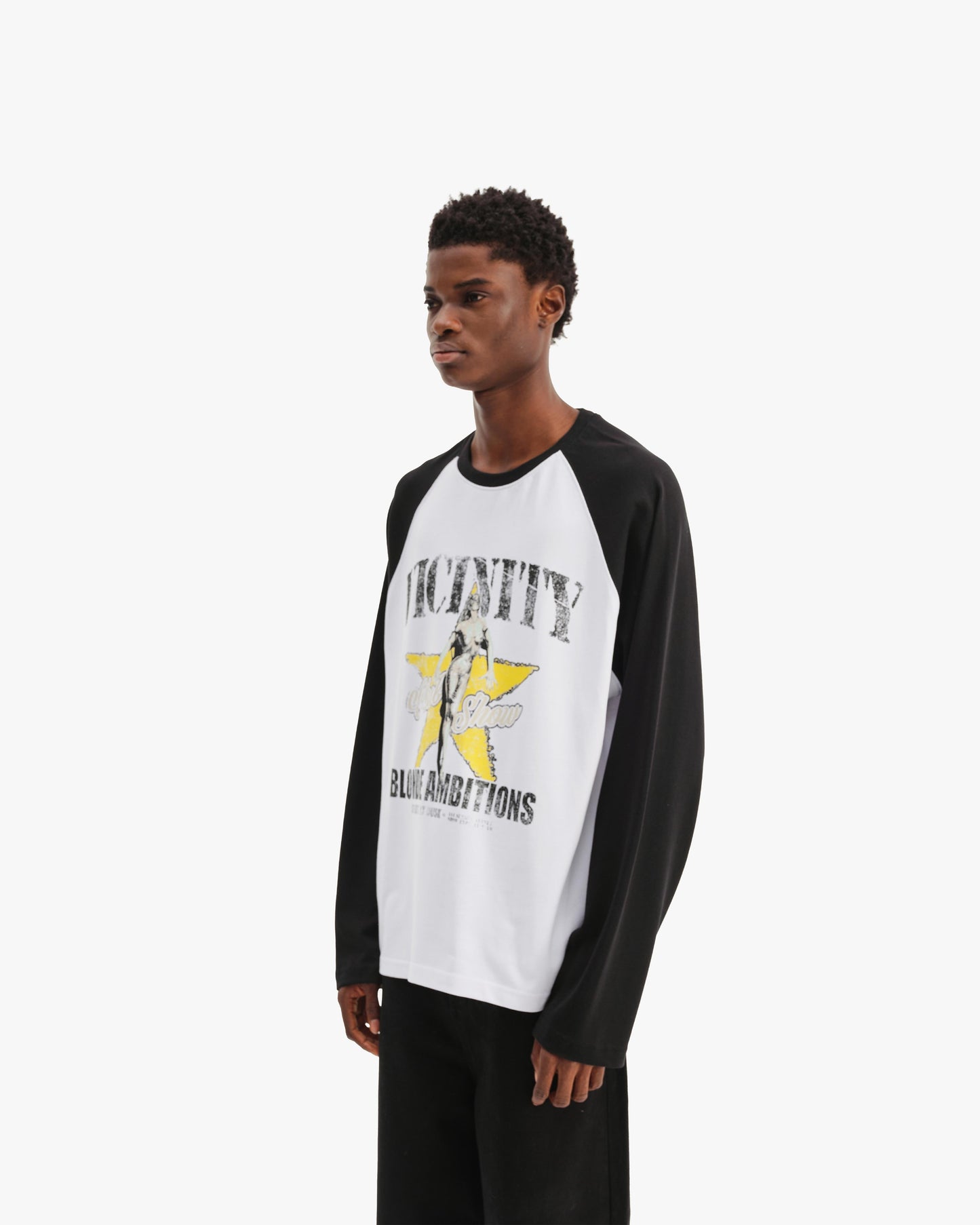 BLONDE AMBITIONS LONGSLEEVE WHITE/BLACK