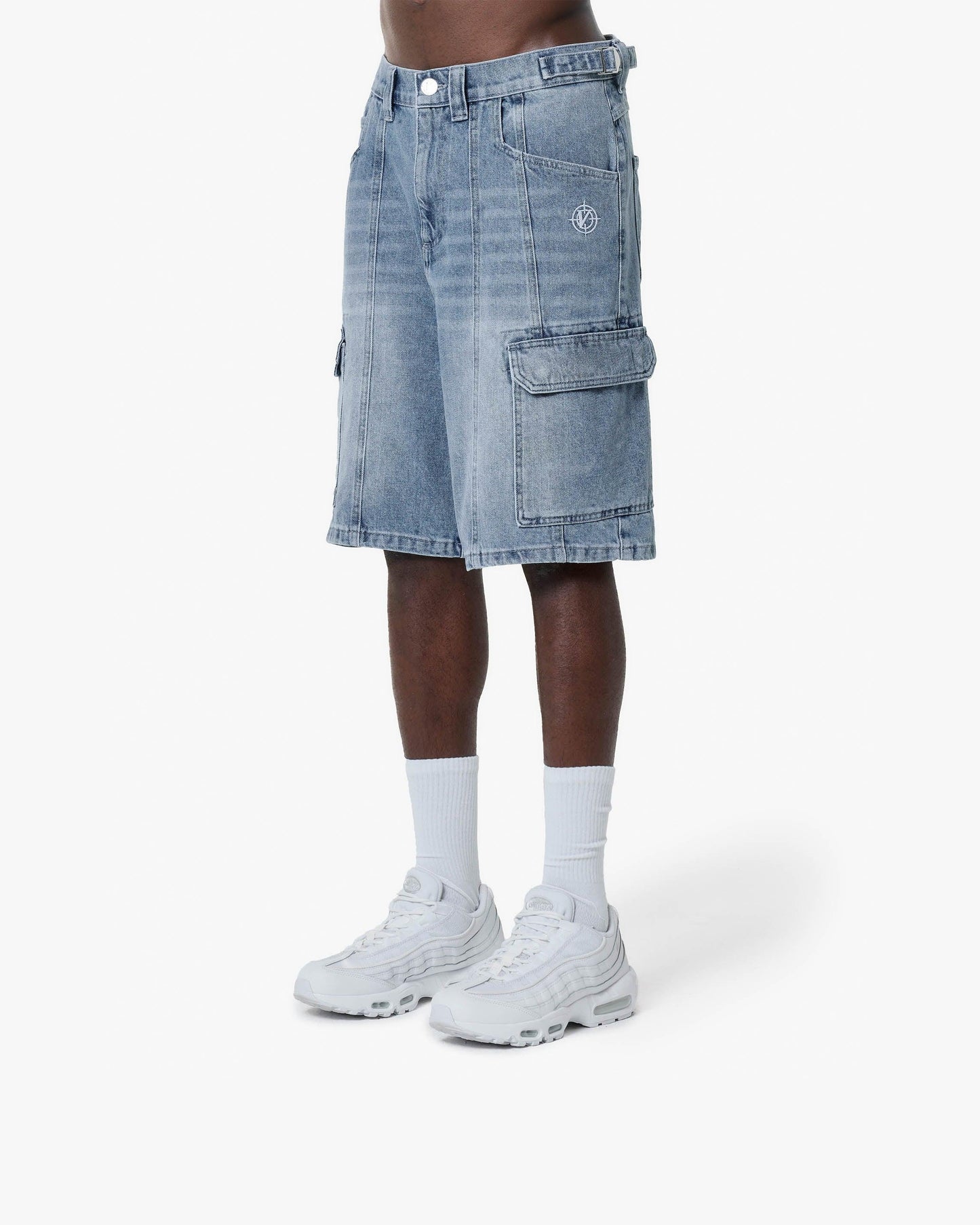 BLUE WASHED DENIM CARGO JORTS