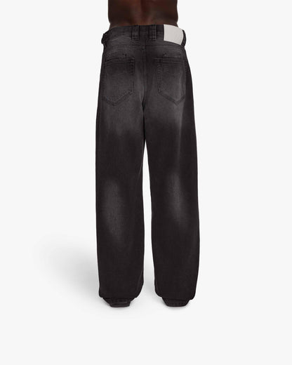 FADED BLACK DENIM