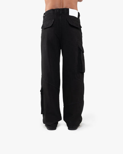 ASYMETRICAL CARGOPANTS BLACK